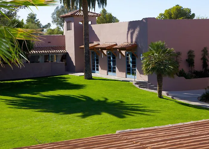 Vacation home: Lodge On The Desert